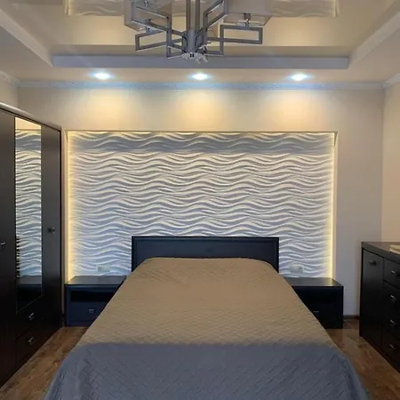 затишні сучасні в елітному жк версаль Apartment *