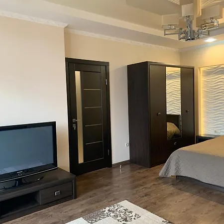 затишні сучасні в елітному жк версаль Apartment Truskavets