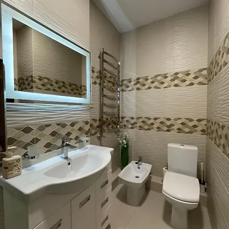 затишні сучасні в елітному жк версаль